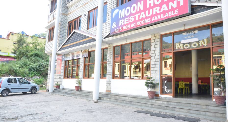 Hotel Moon And Restaurant, Mandi 1